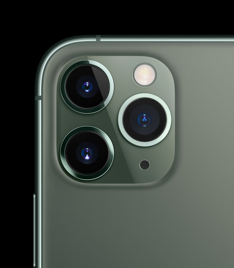 Apple iPhone 11 Pro Midnight Green triple camera close-up