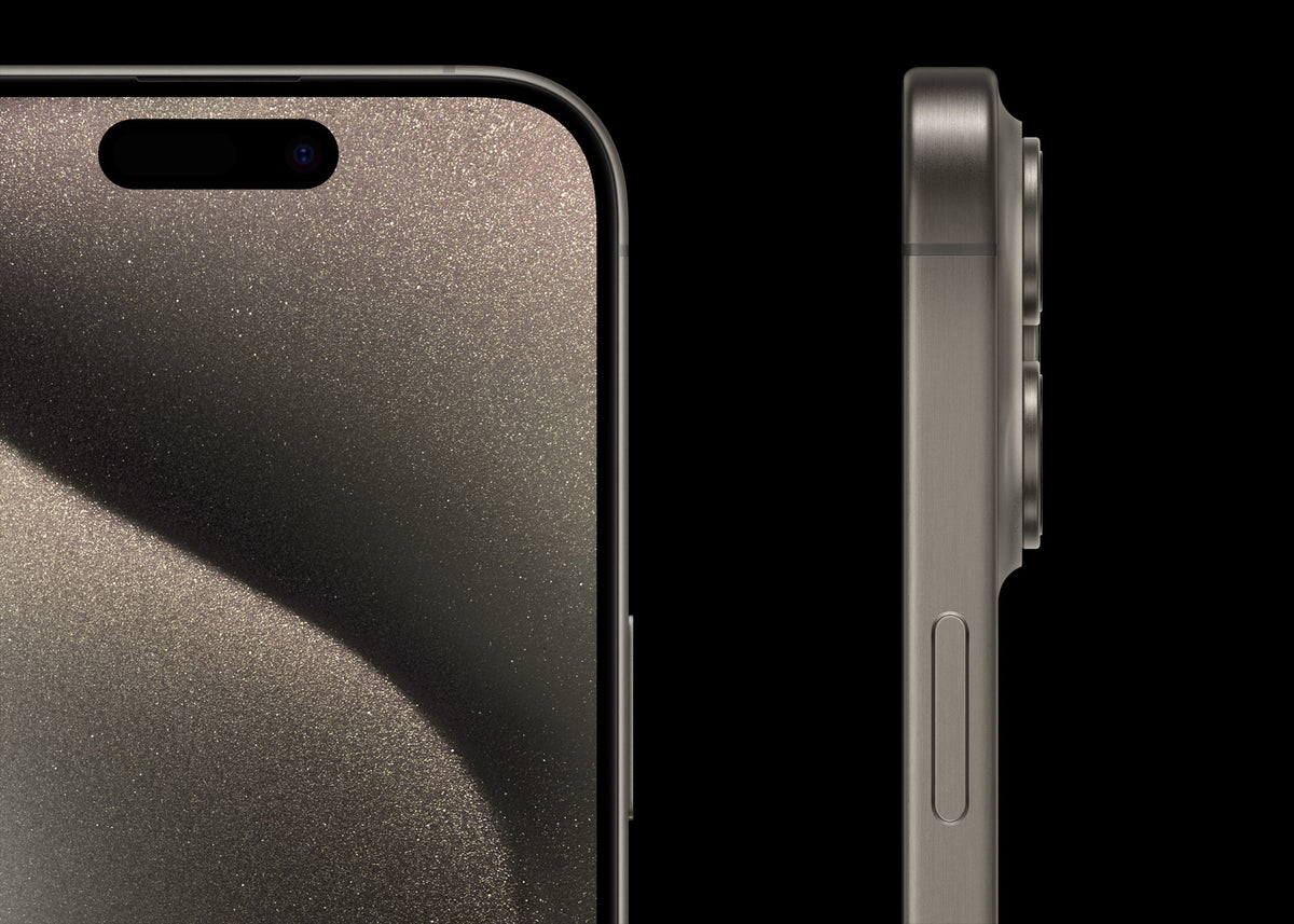 Apple iPhone 15 Pro in Natural Titanium, display border and side-frame detail